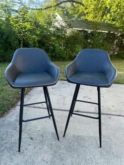 Bucket Bar Chairs