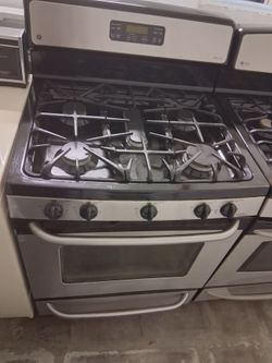 G&E stove