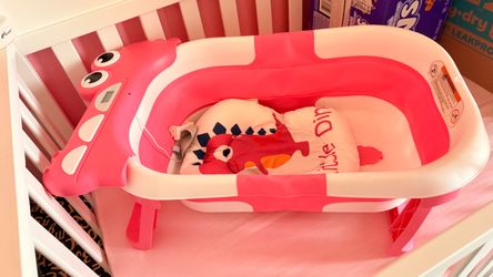 Pink baby dino tub