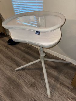 Halo baby bassinet