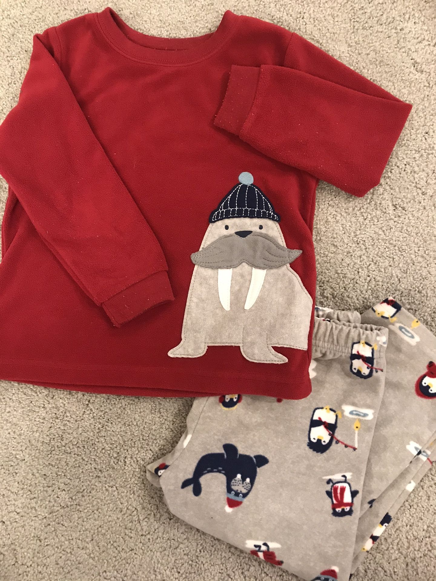 Carter’s 3T Boys Christmas Fleece Pajamas