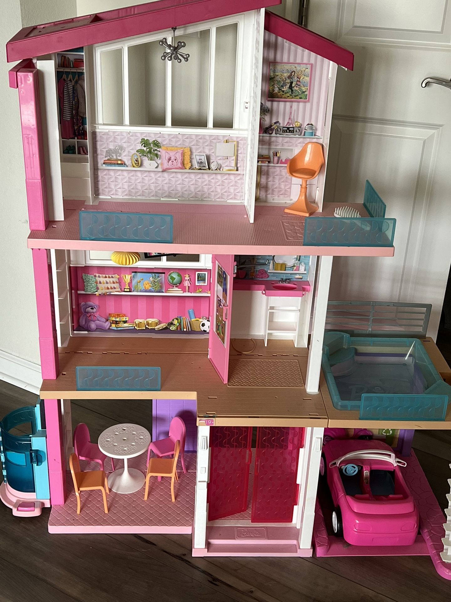 🎀 Barbie Bundle – Dream house & Car 🎀
