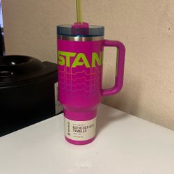 Stanley Quencher H2.0 Tumbler (1 Left $25 Each)