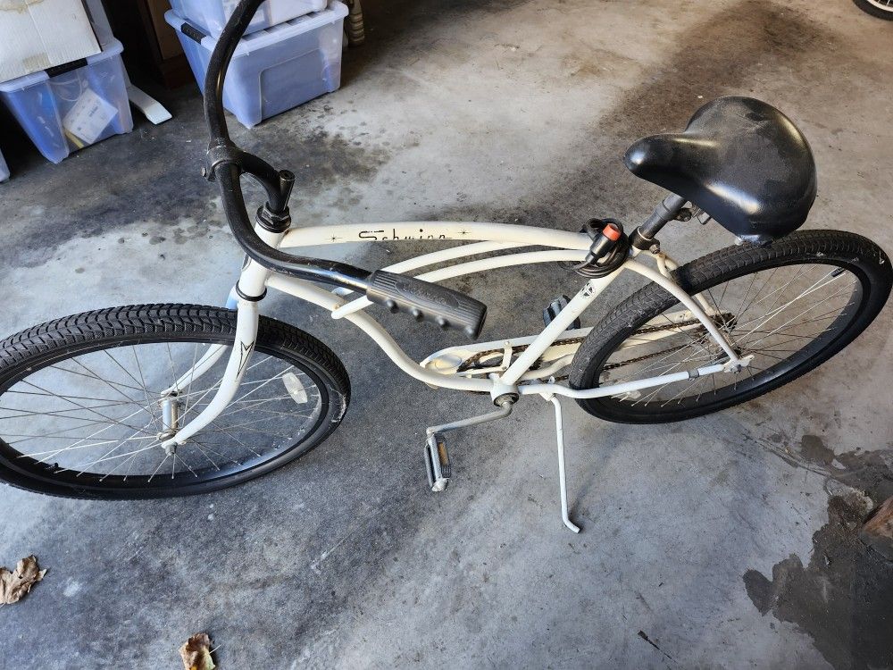 Mens Schwinn Beach Cruiser