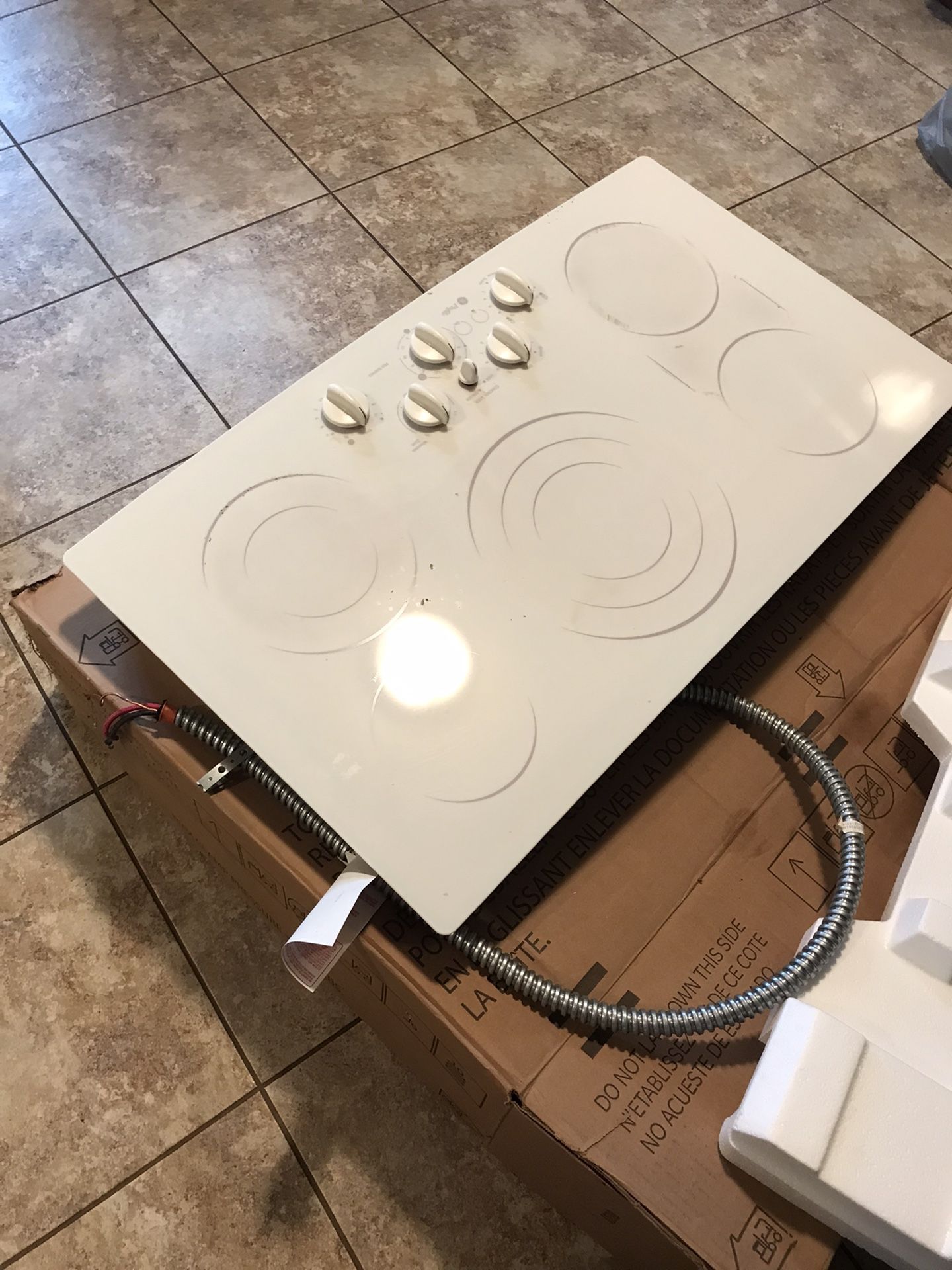Stove Top36” GE Profile Good Condition. Only Trace Because I Went With Black