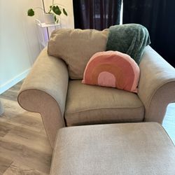 Chair with Ottoman 