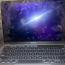 MacBook Pro 13 -2022 