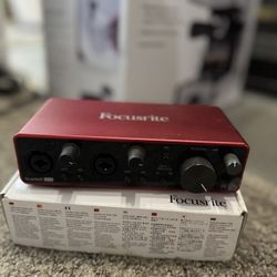 Scarlett 2i2 4th Gen USB Audio Interface for Recording, Songwriting, Streaming