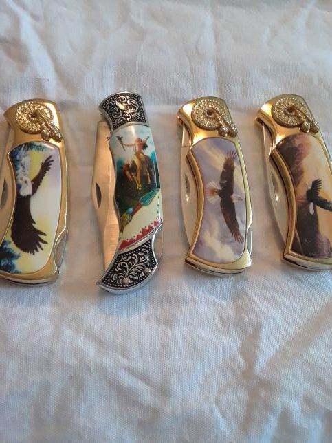 4 knives great shape stainles steel.