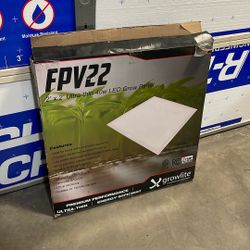 Used FPV22 2x2 Ultra Thin 40w LED Grow Light 