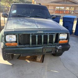 2000 Jeep Cherokee