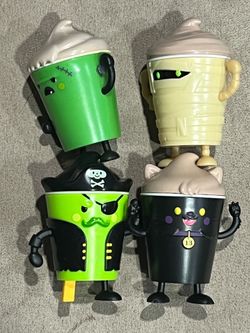 Wendys Kids Meal lot of 4 Frosty Frights Franken Pirate Purr cat Yummy Mummy