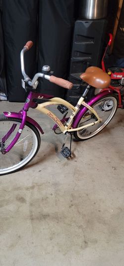 Beautiful 24" Beach Cruisers ready to ride 3 available  65 " dont miss out