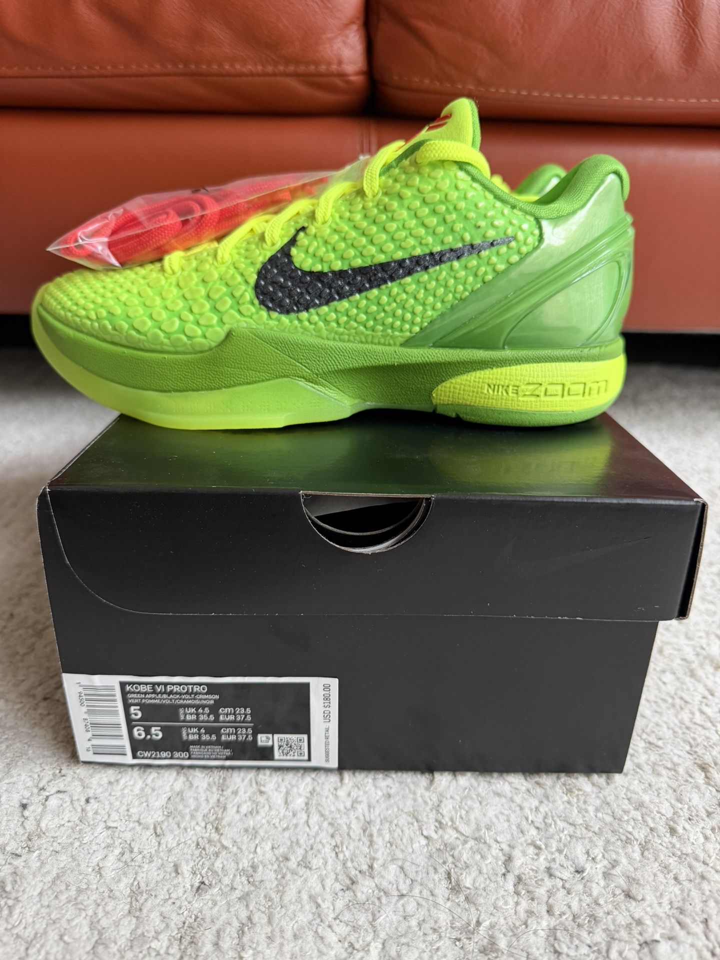 nike kobe 6 proto grinch size 5 new