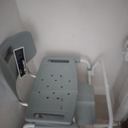 Shower Chair And Bead Side Pot Brand New Never Used
