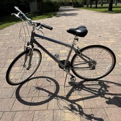 GIANT Bike Men’s Cypress (medium)