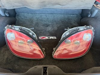 C6 Cobalt Red Headlights