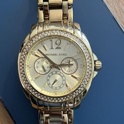 Micheal Kors Gold Women’s Watch