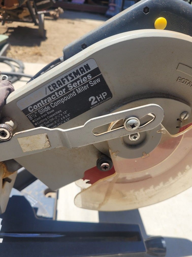 Craftsman Contractor Series 8-1/4" Compound Sliding Miter Saw