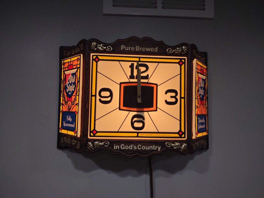 OLD STYLE Beer Lighted Clock 3 Sided Sign : Vintage 1983 for Sale