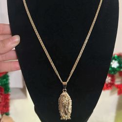 Virgin Mary Pendant With Chain 
