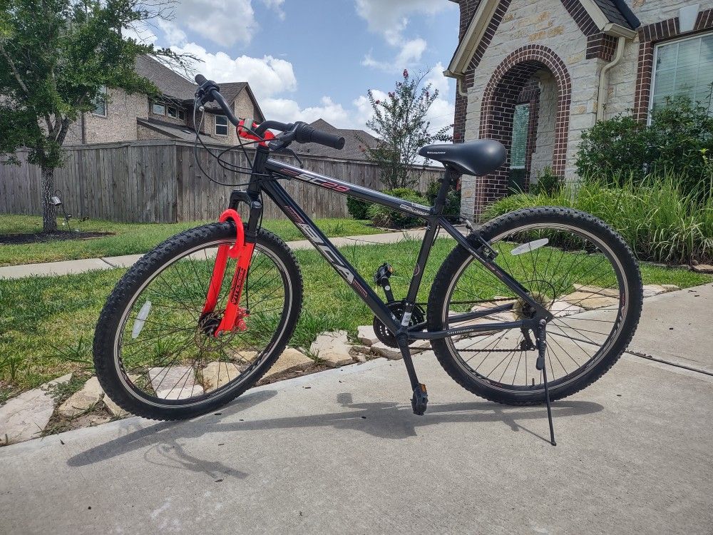 BCA SC29 (29" wheels/20" frame) Aluminum Mountain bike