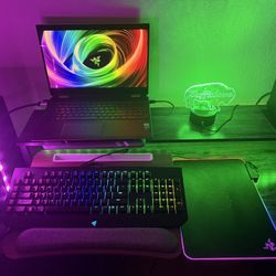 Razer BlackWidow Chroma and Razer Firefly V2 RGB Mouse Pad