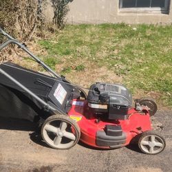 Snapper Self Propelled Lawn Mower 