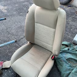 2005 - 2009 Mustang Seats