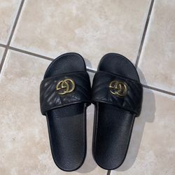 Gucci Slides 