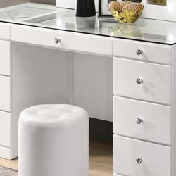 Avery Vanity Sets with LED Lights And Stool! 