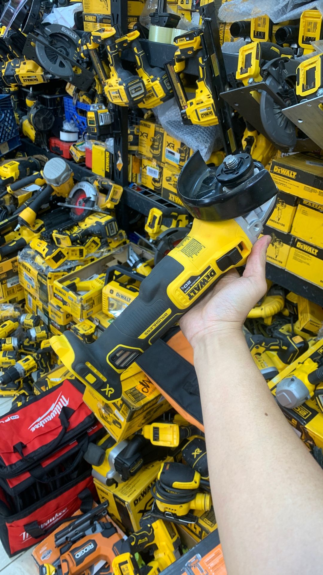 Dewalt 20v Brushless Grinder XR Grinder