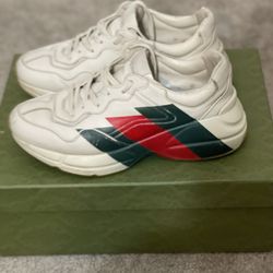 Gucci Sneakers 