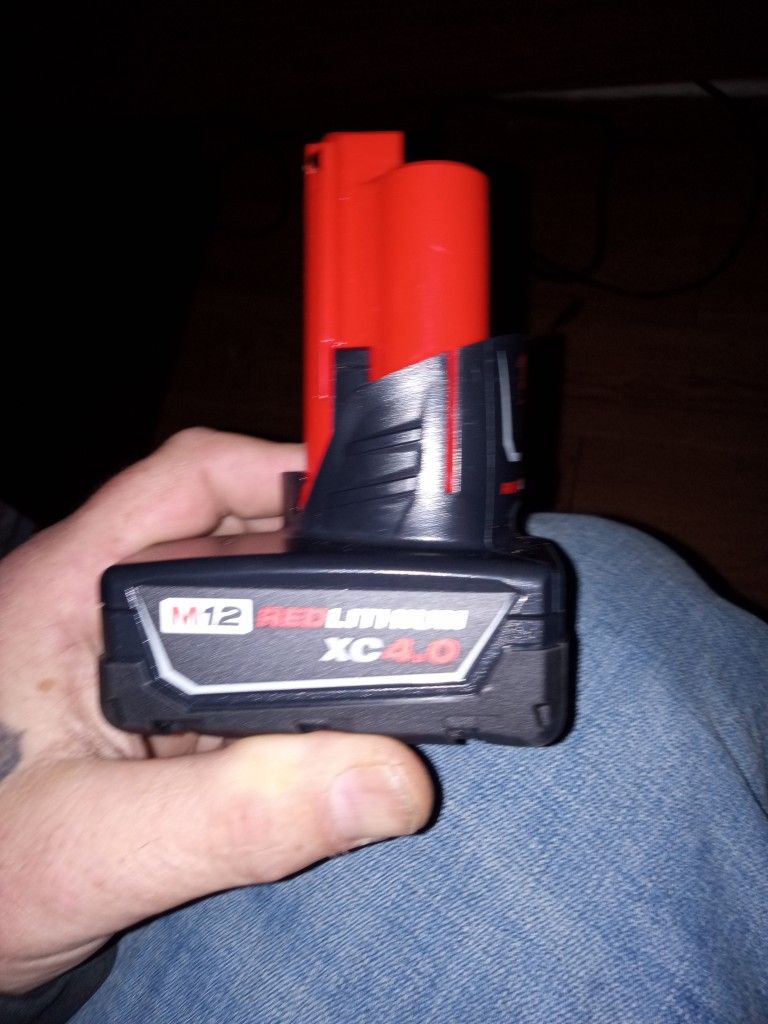 Milwaukee 12 Volt 4.0 Battery 