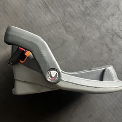 UPPAbaby MESA Infant Car Seat Base — Excellent Condition