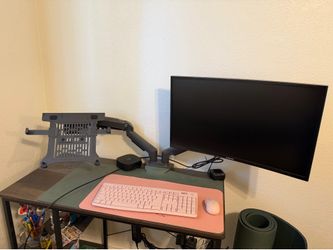 Curved Monitor and Stand