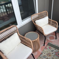 Patio Set (2 chairs with cushions and side table)