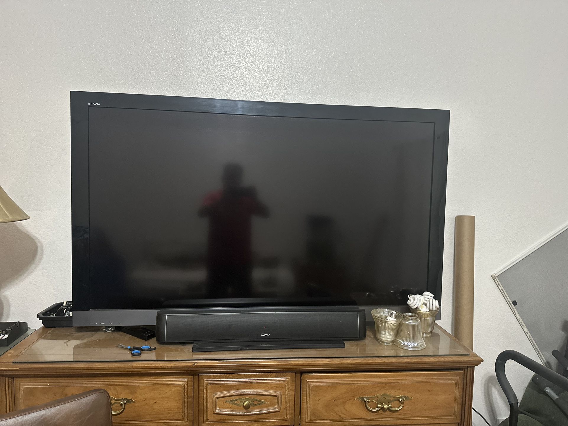 Large 60 Inch Non-Smart Tv