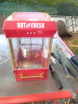 Old school pop corn maker