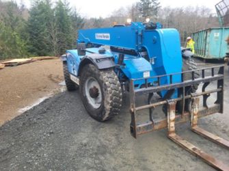Genie GTH-844 (telehandler / reach forklift)