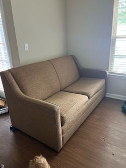 Pull out couch