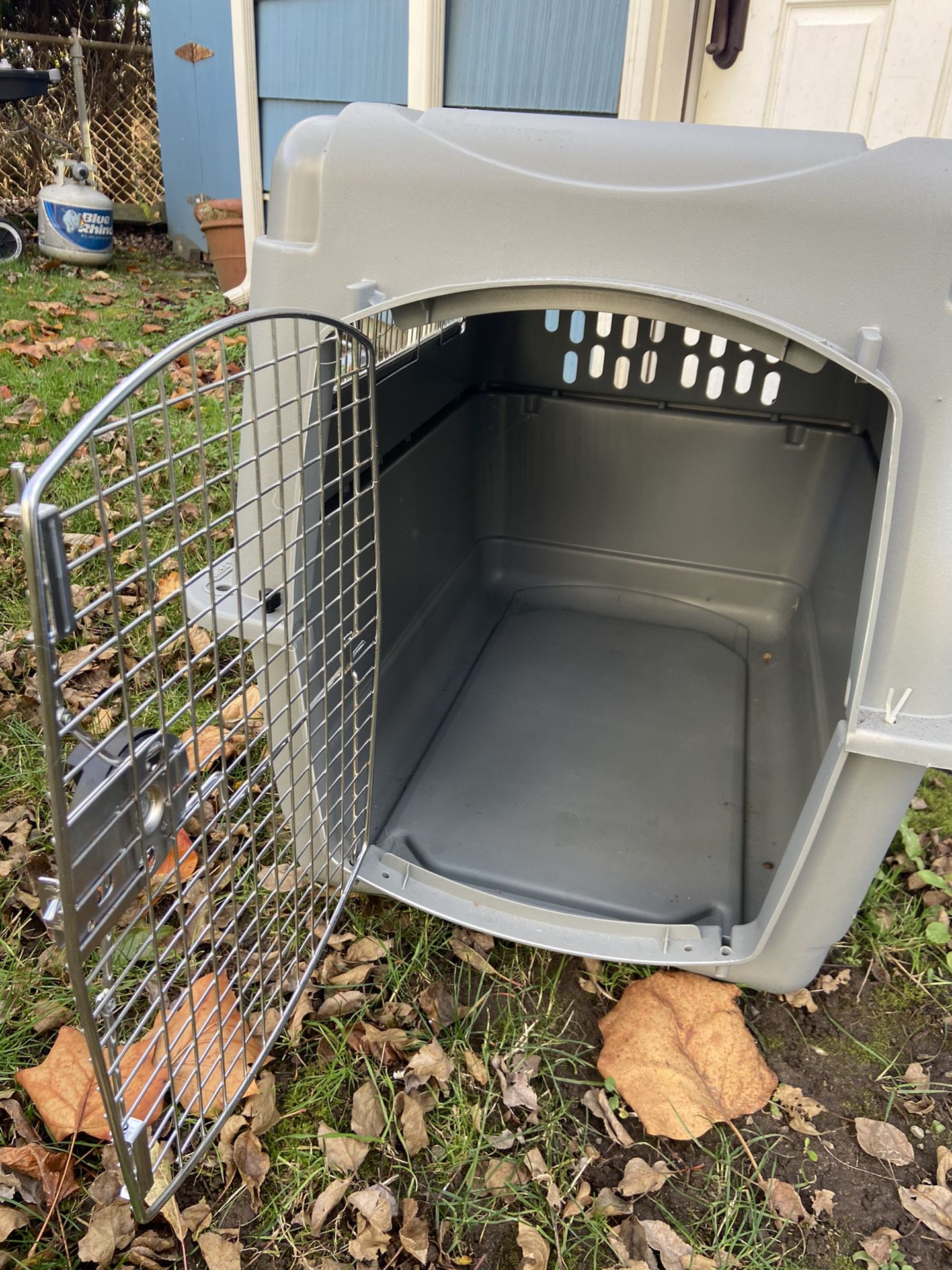 Dog Travel Kennel - 36 In