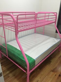 Bunk bed twin full pink
