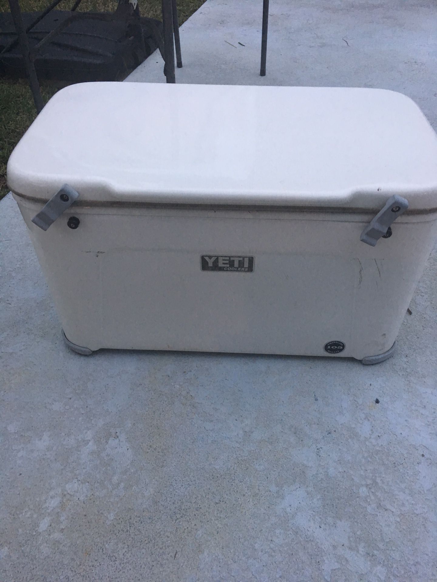 Yeti Cooler for Sale in Hialeah, FL - OfferUp