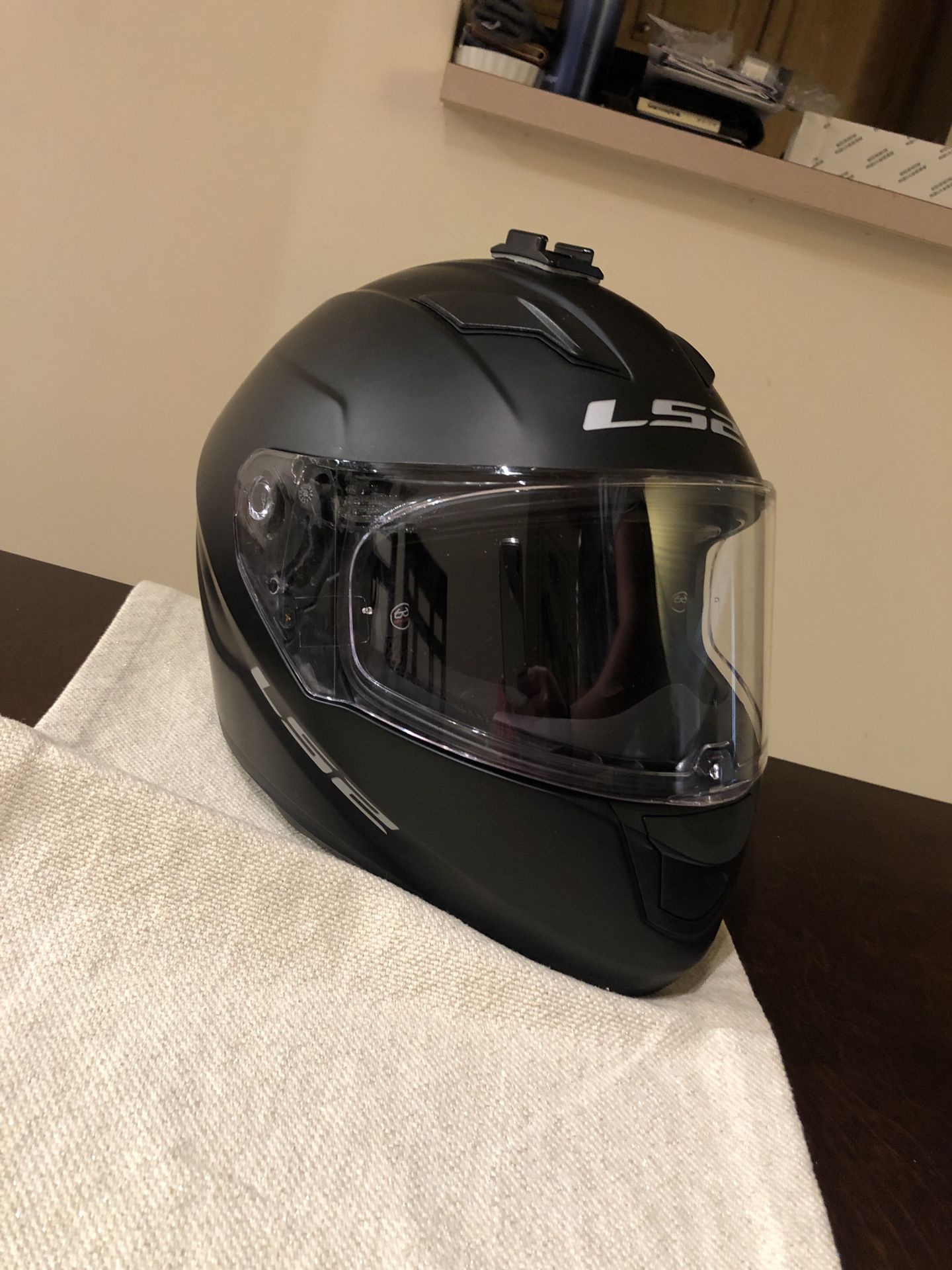 LS2 stream motorcycle Helmet - matte black Size Large - L