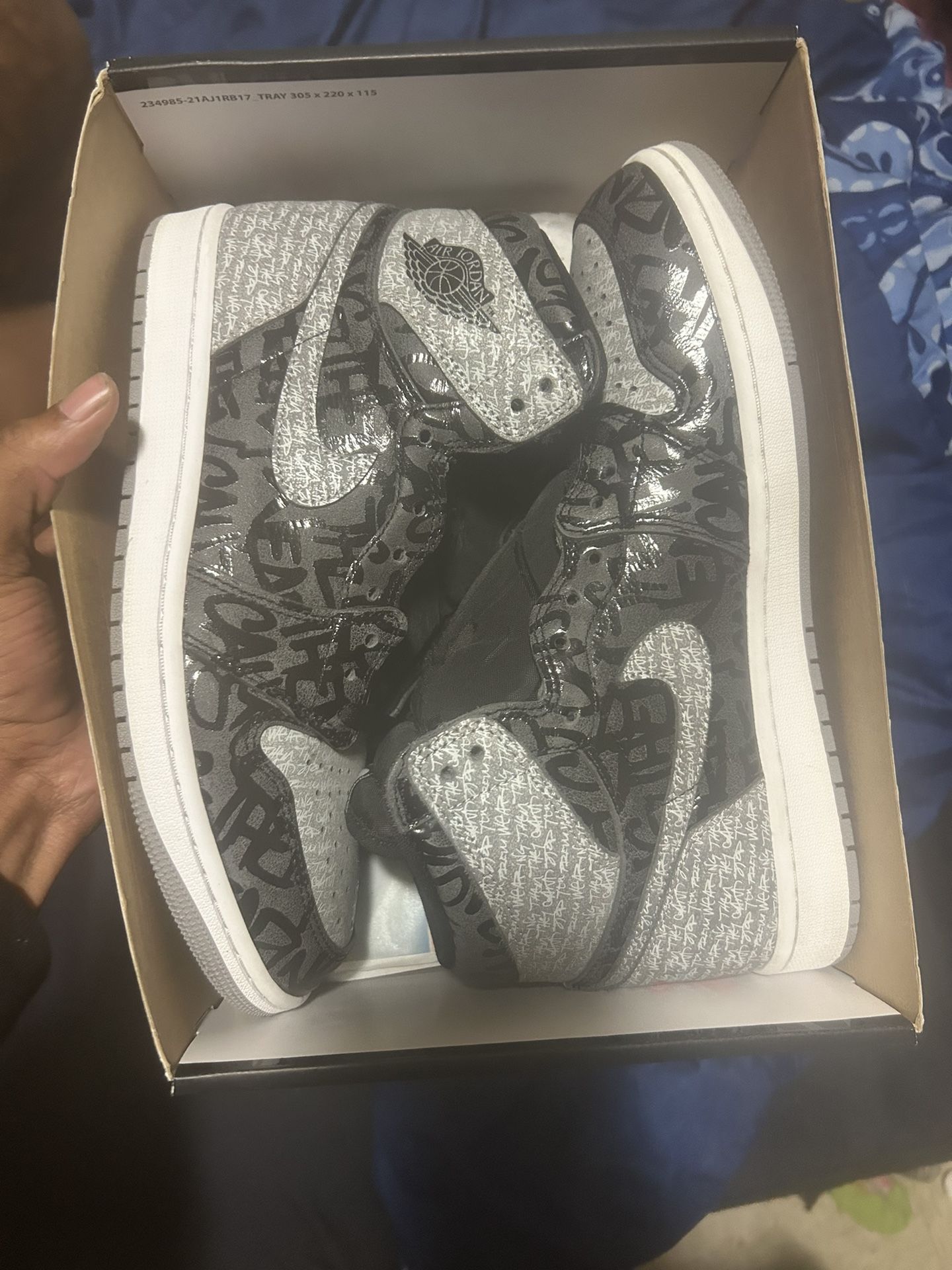 Retro 1 Rebellionaire