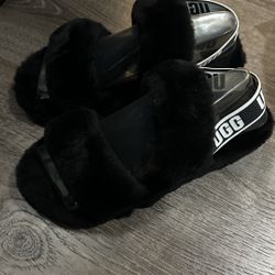 Uggs Slides