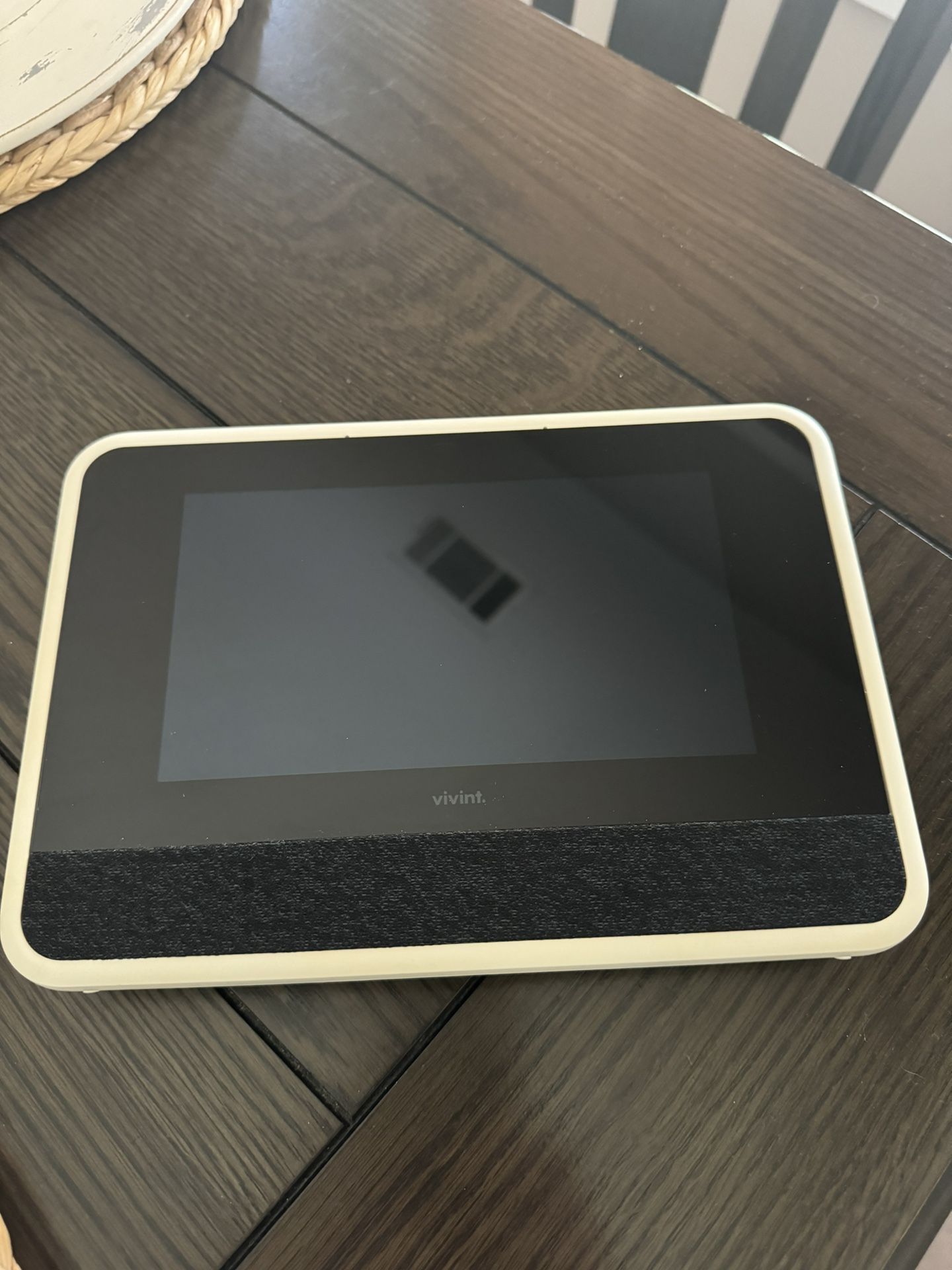 Vivint Smart Panel