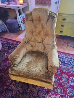 Vintage Gold Chair