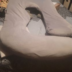 Pregnancy Pillow